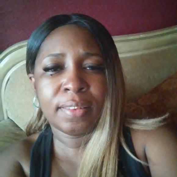 saundra_johnson